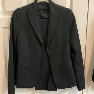 Express Size 2 Womens Suit Set